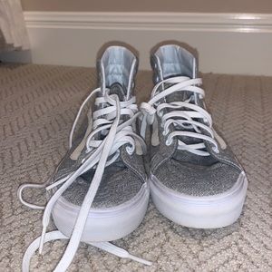 Women’s high top vans shoes